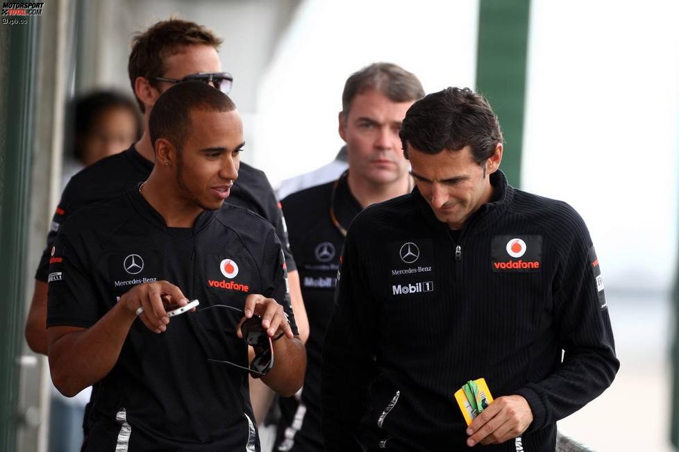 Lewis Hamilton (McLaren) und Pedro de la Rosa 