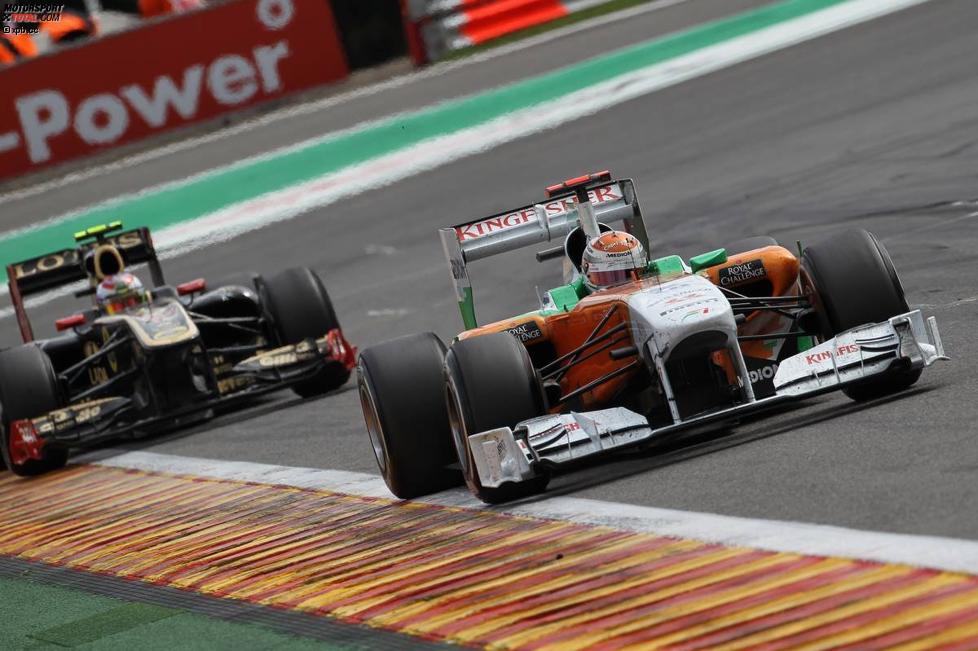 Adrian Sutil (Force India) vor Witali Petrow (Renault) 