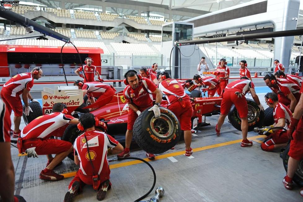 Boxenstopptraining bei Ferrari