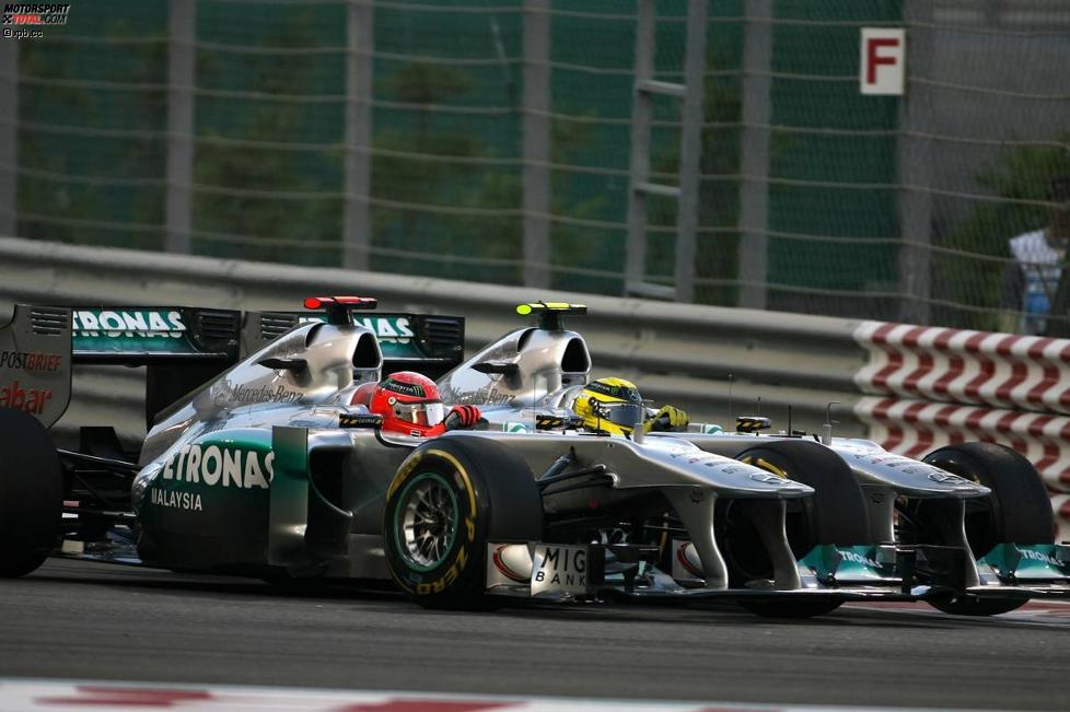 Michael Schumacher und Nico Rosberg (Mercedes) 