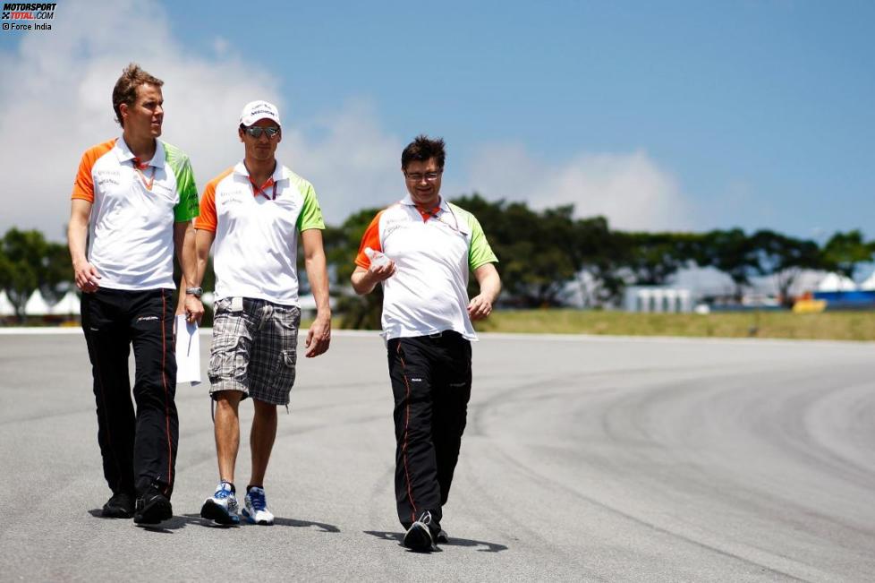 Adrian Sutil (Force India) mit seinem Renningenieur Bradley Choyce