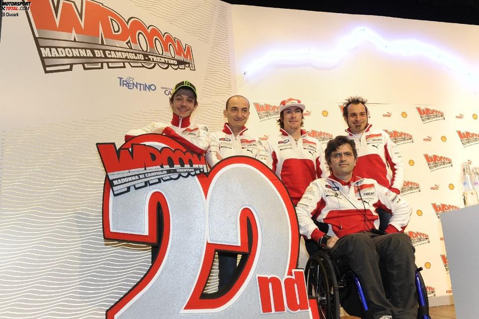 Valentino Rossi, Claudio Domenicali, Nicky Hayden, Filippo Preziosi und Vittoriano Guareschi