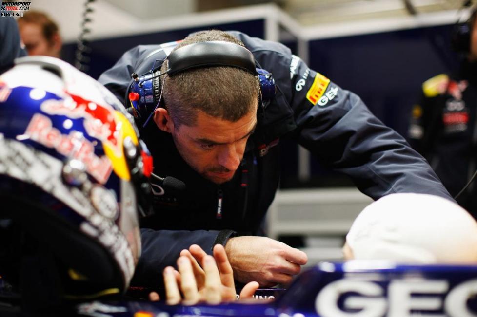 Guillaume Rocquelin und Sebastian Vettel (Red Bull)
