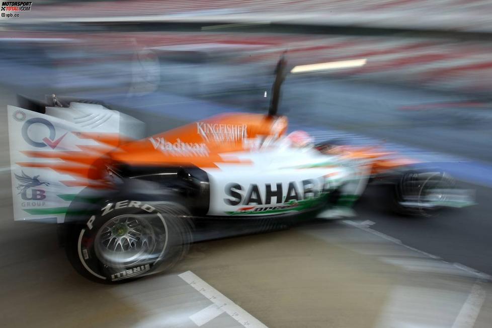 Paul di Resta (Force India) verlässt die Box am ersten Tag der letzten Testfahrten vor dem Saisonstart 2012