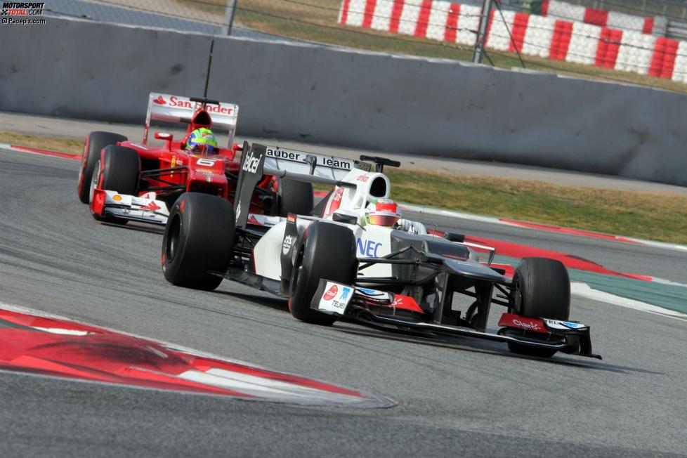 Felipe Massa (Ferrari) Sergio Perez (Sauber) 