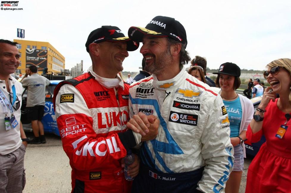 Gabriele Tarquini (Lukoil) und Yvan Muller (Chevrolet) 