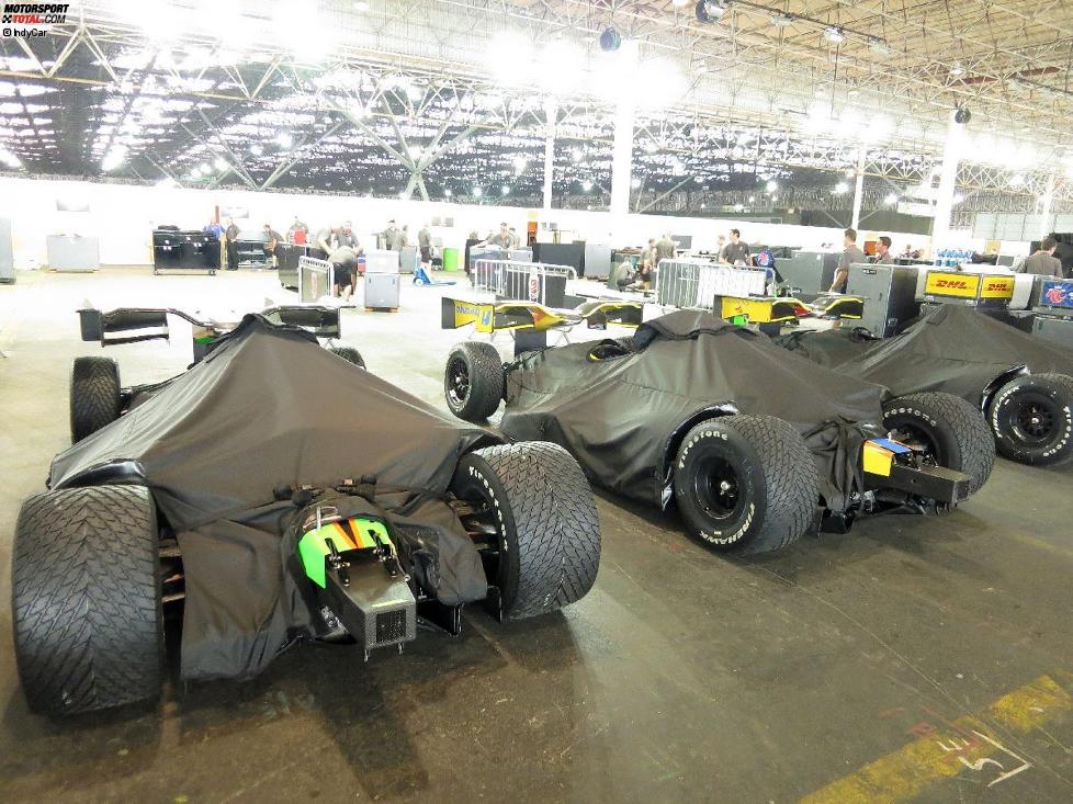 Die IndyCar-Teams schlagen ihre Zelte im Sambodromo auf 