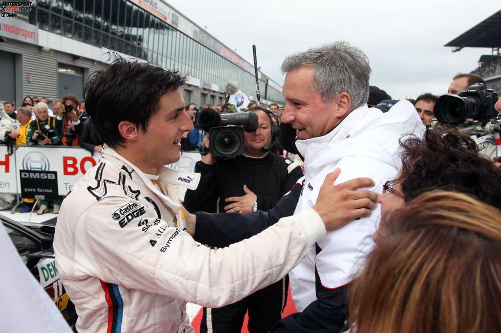 Bruno Spengler (Schnitzer) und Jens Marquardt (BMW Motorsport Direktor) jubeln über den Sieg