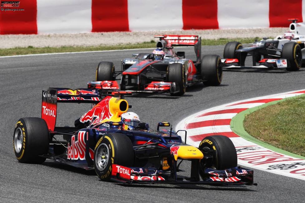 Sebastian Vettel (Red Bull), Jenson Button (McLaren) und Kamui Kobayashi (Sauber) 