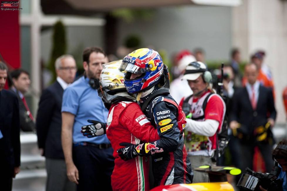 Mark Webber (Red Bull) und Fernando Alonso (Ferrari) 