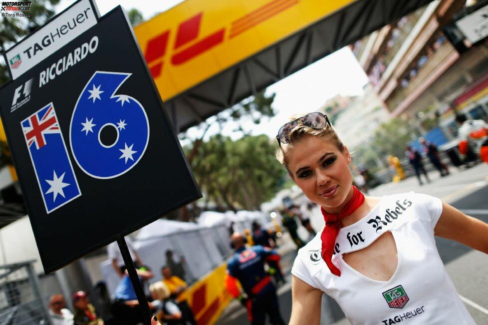 Gridgirl von Daniel Ricciardo (Toro Rosso) 