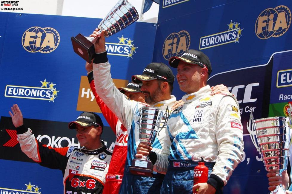 Yvan Muller (Chevrolet), Gabriele Tarquini (Lukoil), Robert Huff (Chevrolet) und Norbert Michelisz (Zengö) 