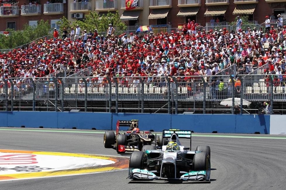 Nico Rosberg (Mercedes) und Romain Grosjean (Lotus) 