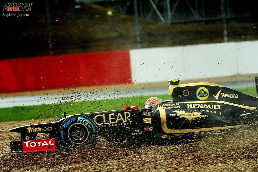Romain Grosjean (Lotus) muss die Hoffnungen auf einen besseren Startplatz im Kies begraben.