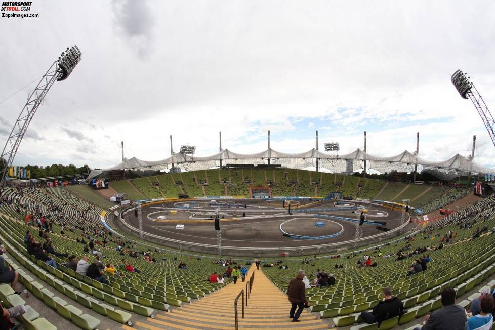 Blick auf den Kurs im Olympiastadion