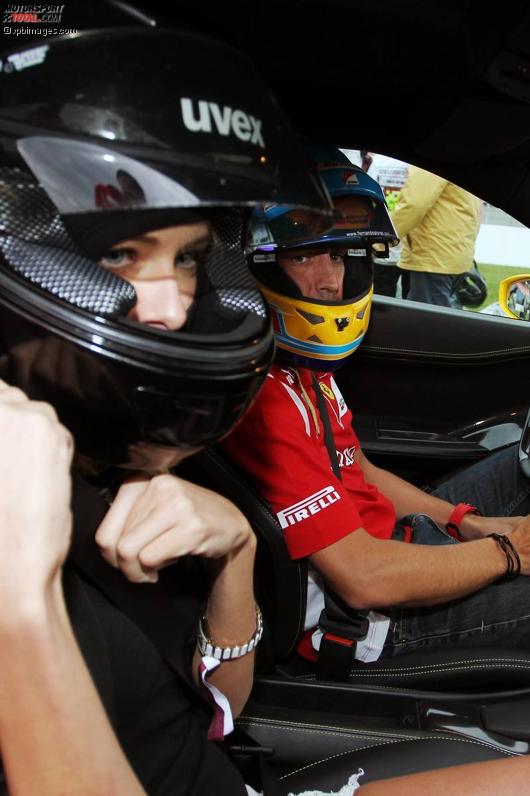 Fernando Alonso (Ferrari) und seine neue Freundin Daschia Kapustina