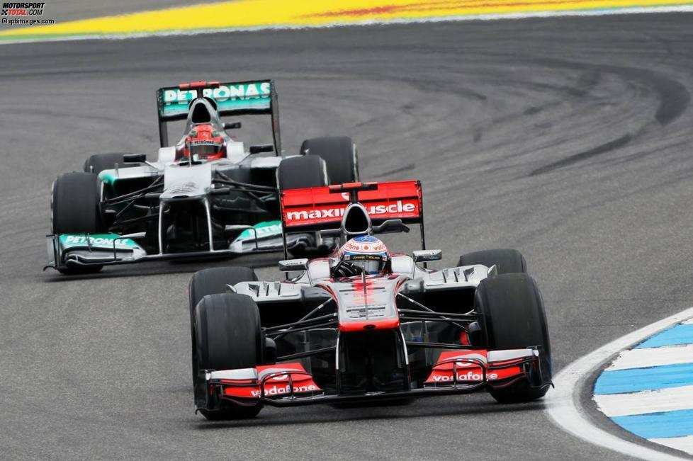 Jenson Button (McLaren) und Michael Schumacher (Mercedes) 