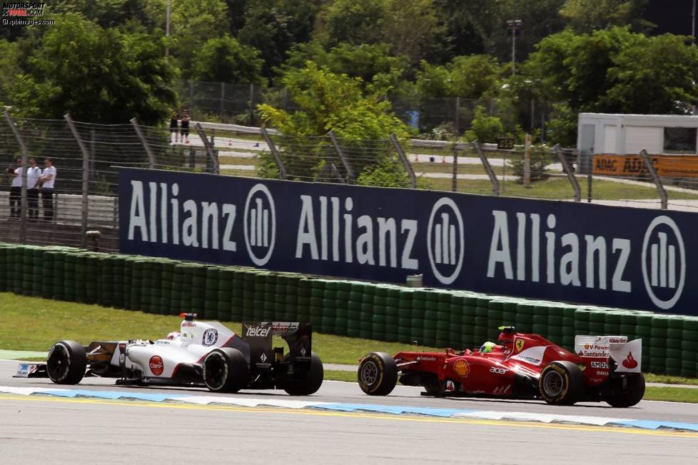 Kamui Kobayashi (Sauber) und Felipe Massa (Ferrari) 