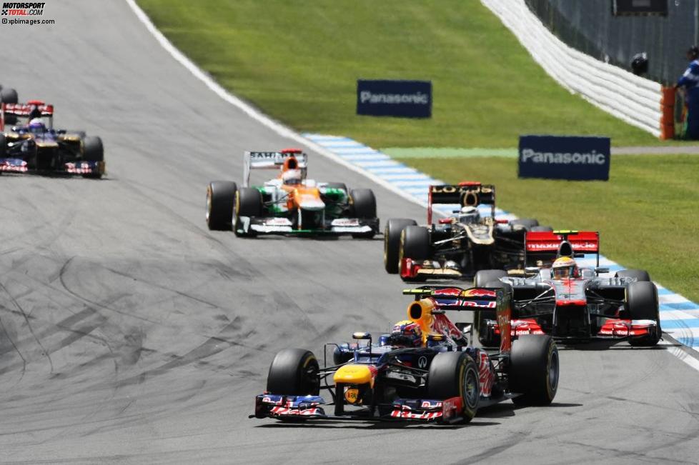Mark Webber (Red Bull) und Lewis Hamilton (McLaren) 