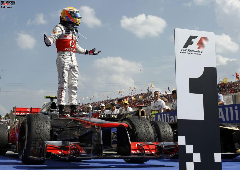 Lewis Hamilton (McLaren) feiert seinen zweiten Saisonsieg