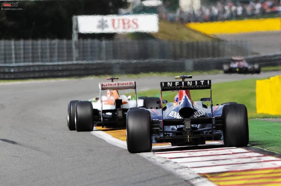 Paul di Resta (Force India) und Mark Webber (Red Bull) 
