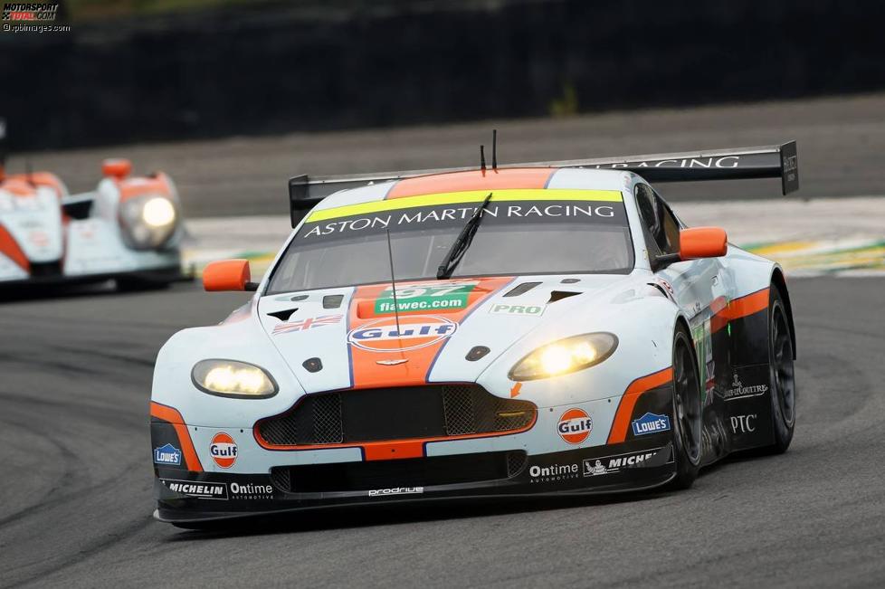 Stefan Mücke (Aston Martin) und Darren Turner (Aston Martin) 
