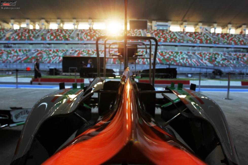 Force-India-Garage