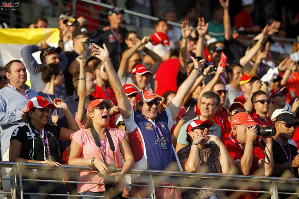 Fans in Abu Dhabi