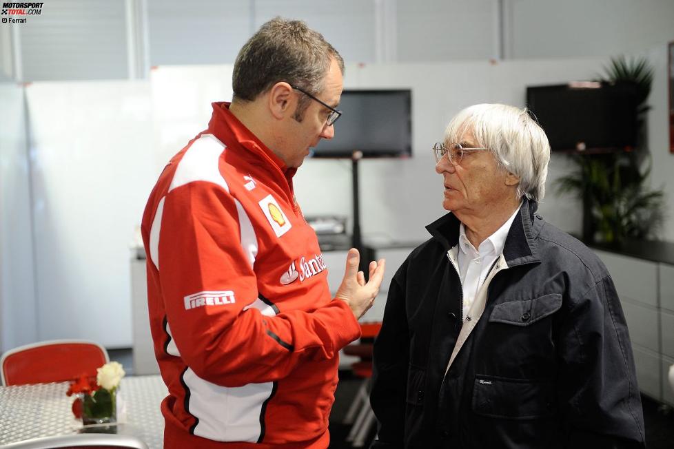 Stefano Domenicali (Ferrari-Teamchef) und Bernie Ecclestone