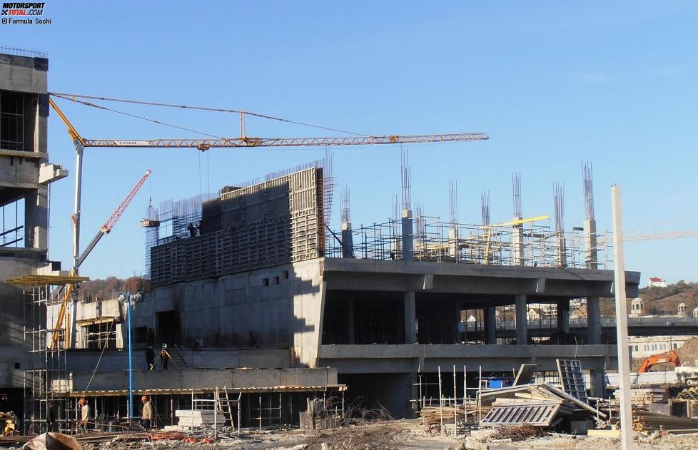 Das wird das Gebäude für die Rennleitung