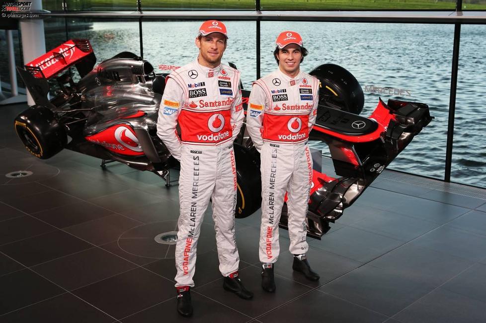 Jenson Button (McLaren) und Sergio Perez (McLaren) 