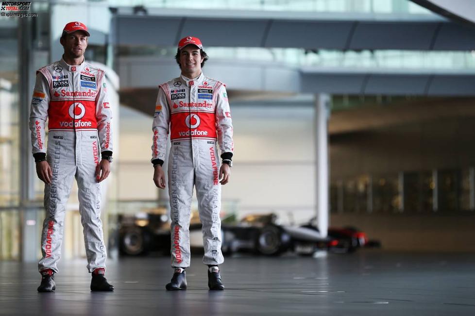 Jenson Button (McLaren) und Sergio Perez (McLaren) 