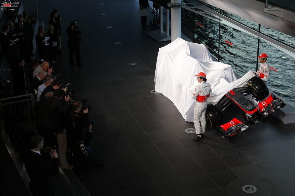 Sergio Perez (McLaren) und Jenson Button (McLaren) 