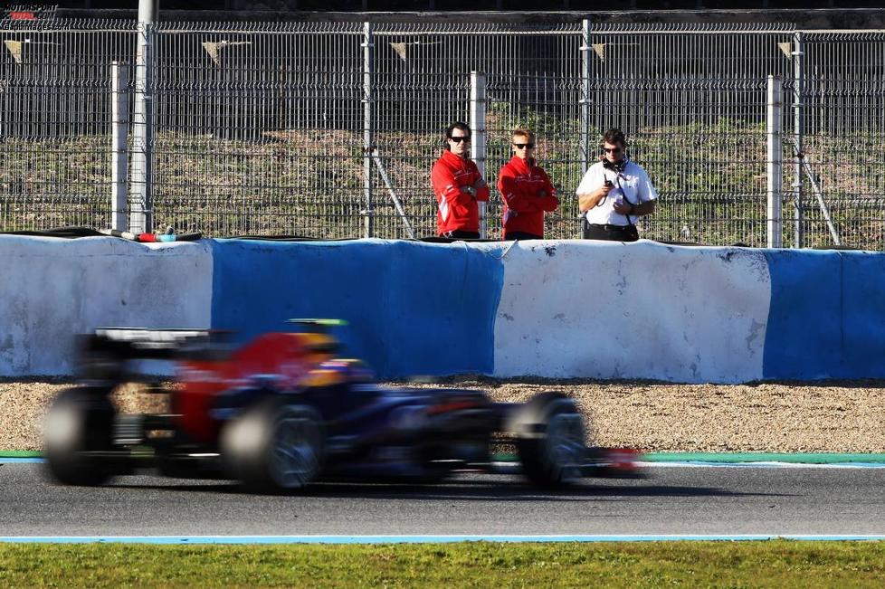 Mark Webber (Red Bull) und Max Chilton (Marussia) 