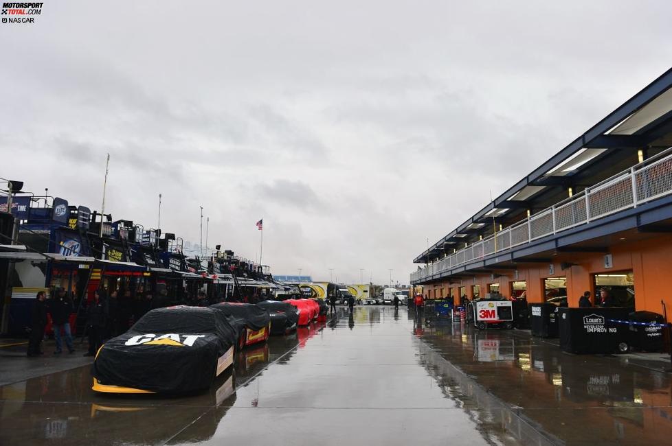 Regen in der Sprint-Cup-Garage