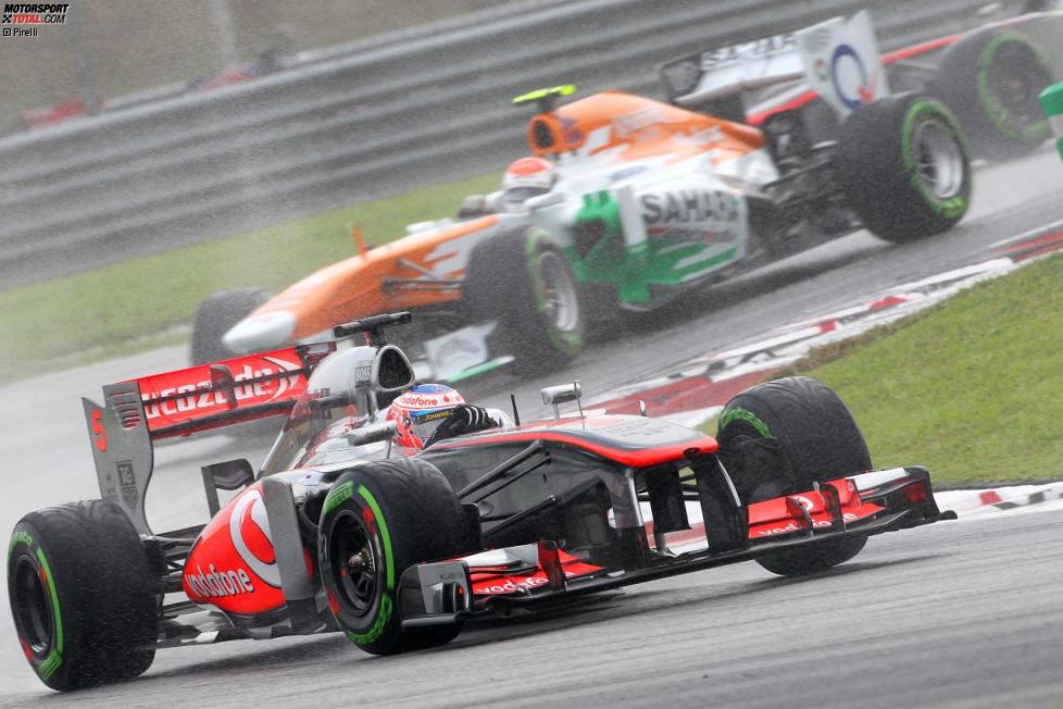 Jenson Button (McLaren) vor Adrian Sutil (Force India) 