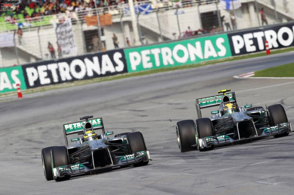 Nico Rosberg und Lewis Hamilton (Mercedes) 