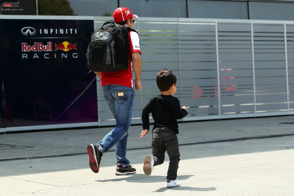 Felipe Massa (Ferrari) mit Sohn Felipinho
