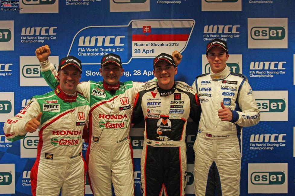 Tiago Monteiro (Honda), Gabriele Tarquini (Honda), Norbert Michelisz (Zengö-Honda) und Alex MacDowall (Bamboo-Chevrolet) 