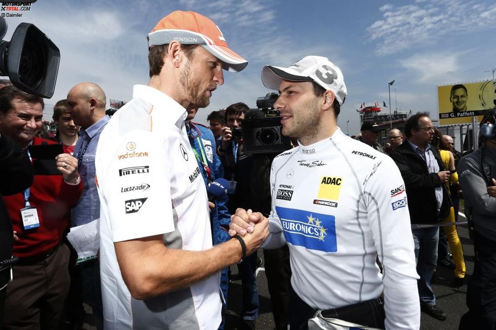 Jenson Button (McLaren) und Gary Paffett (HWA-Mercedes) 