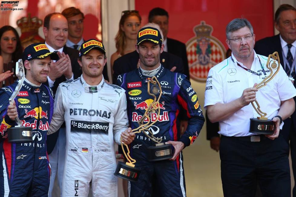 Nico Rosberg (Mercedes), Sebastian Vettel (Red Bull), Mark Webber (Red Bull) und Ross Brawn 