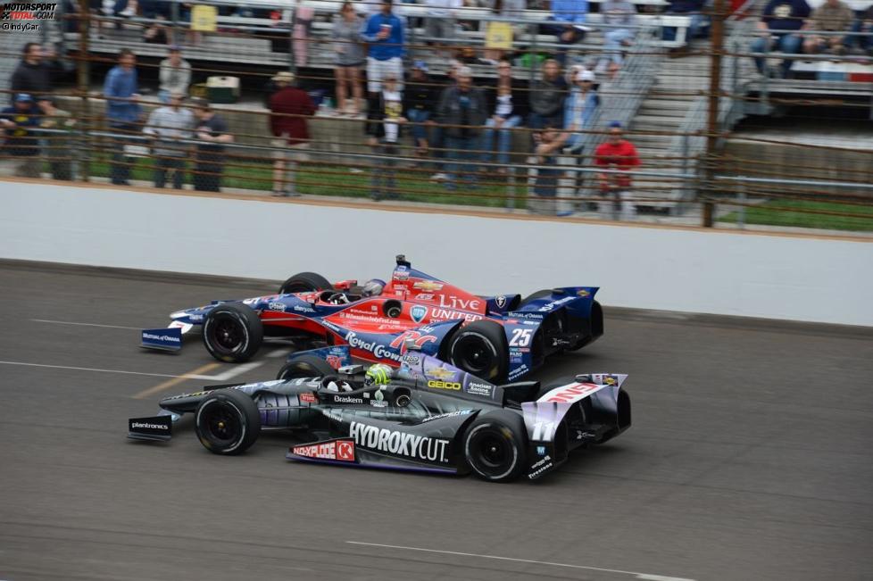 Tony Kanaan (KV) und Marco Andretti (Andretti)