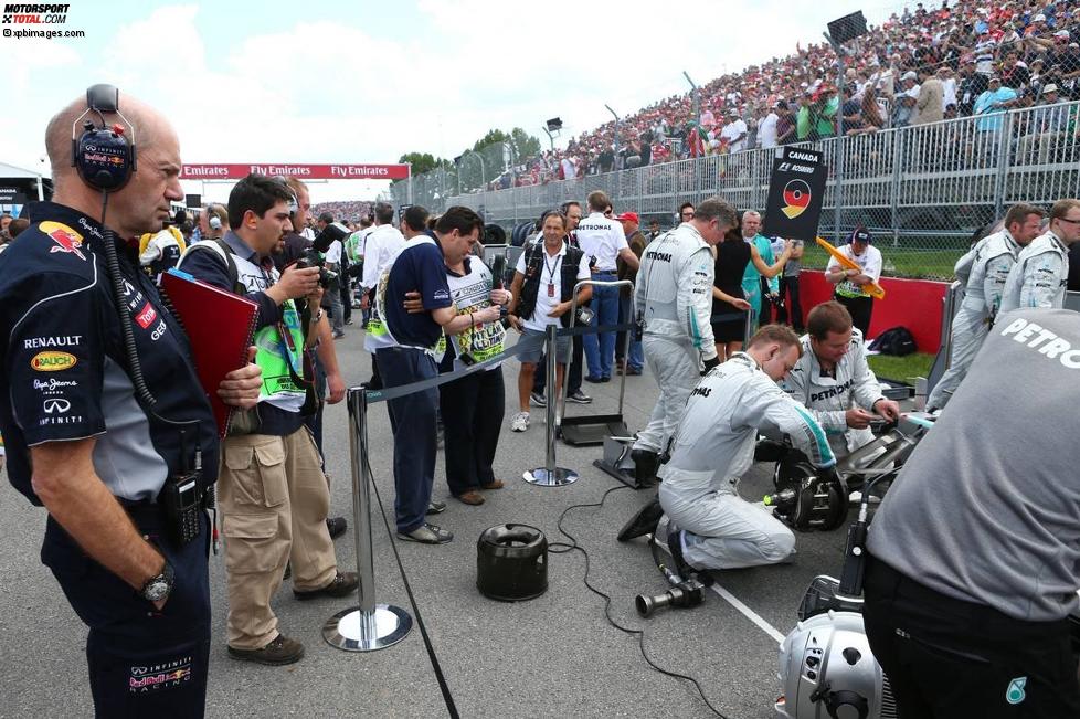 Adrian Newey und Nico Rosberg (Mercedes) 
