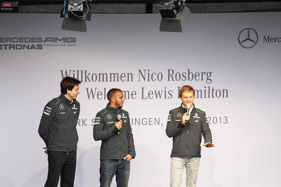 Toto Wolff, Lewis Hamilton und Nico Rosberg (Mercedes) 