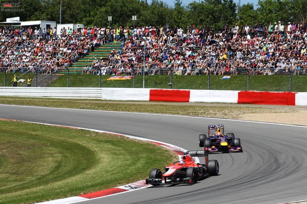 Jules Bianchi (Marussia) und Mark Webber (Red Bull) 