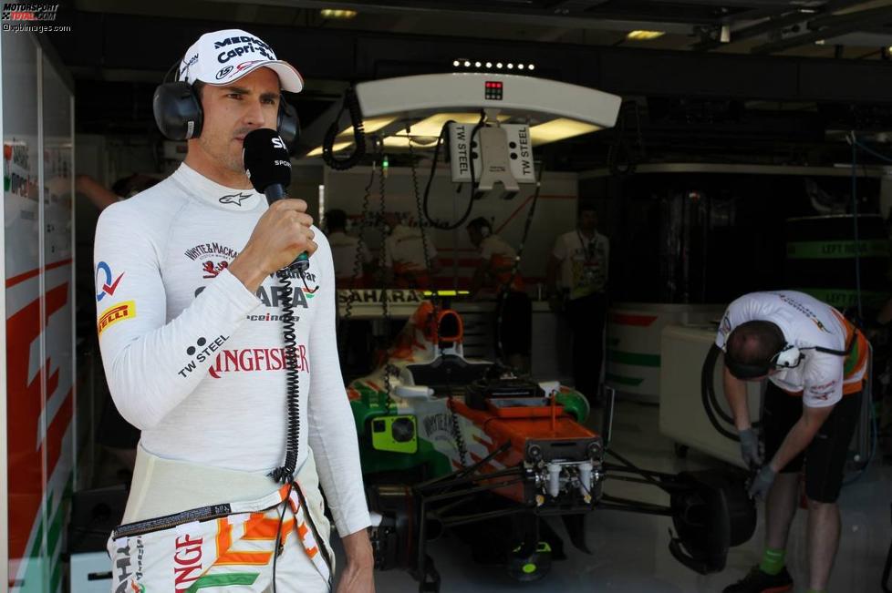 Wie immer wurde am Freitag erstmal abgewartet, Adrian Sutil (Force India) nutzte die Zeit für ein Interview