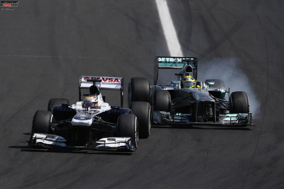 Pastor Maldonado (Williams) und Nico Rosberg (Mercedes) 