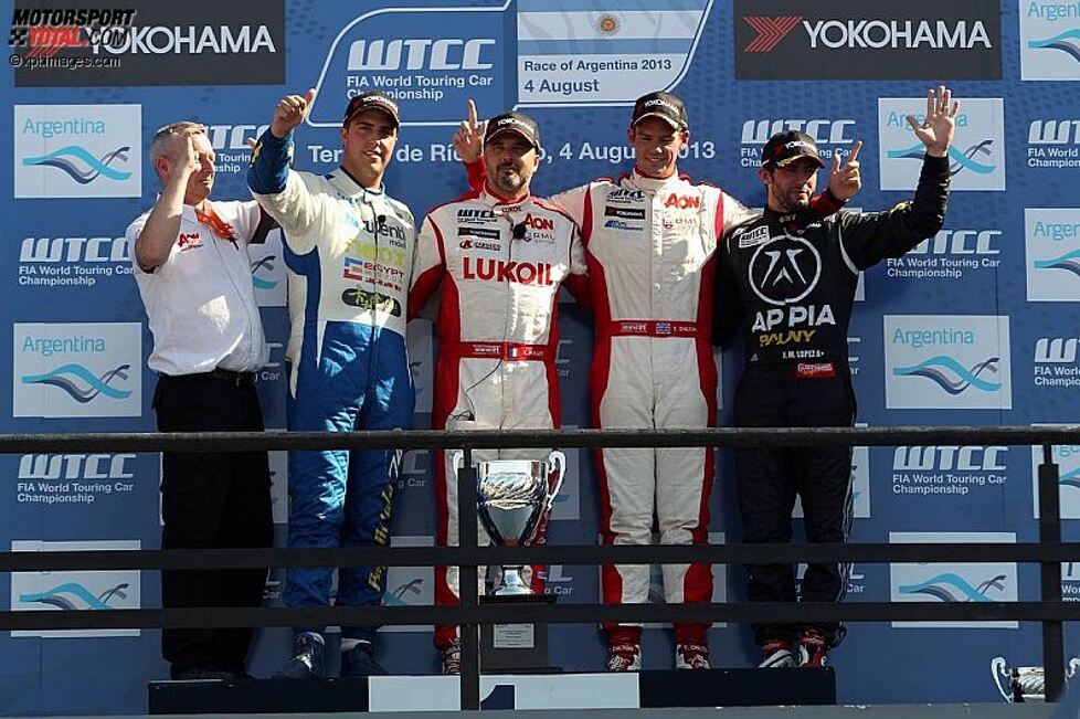 Yvan Muller (RML-Chevrolet), Pepe Oriola (Tuenti-SEAT) und Tom Chilton (RML-Chevrolet) 