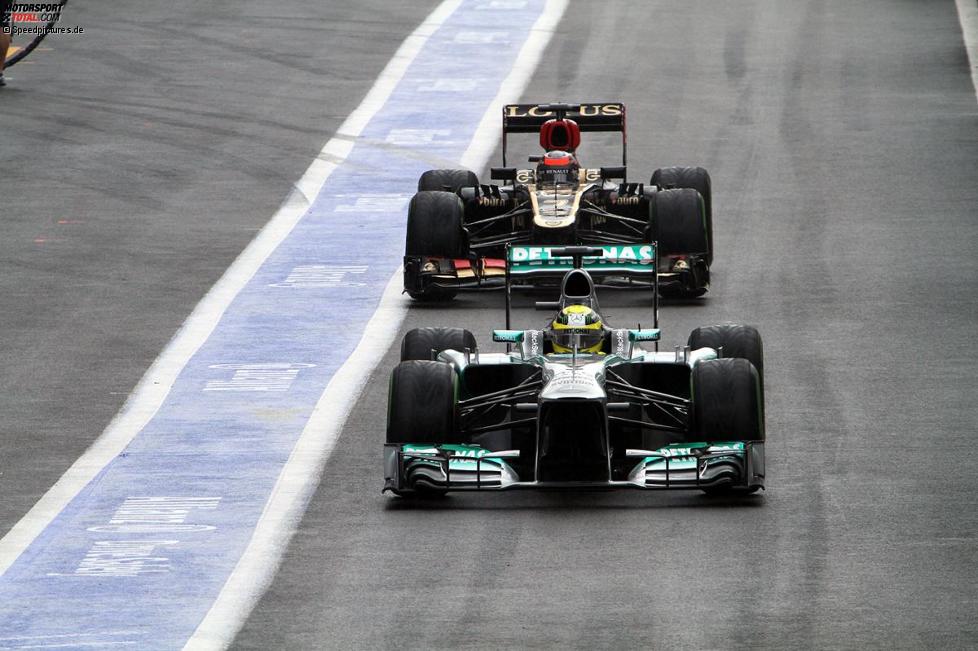 Nico Rosberg (Mercedes) vor Kimi Räikkönen (Lotus) 