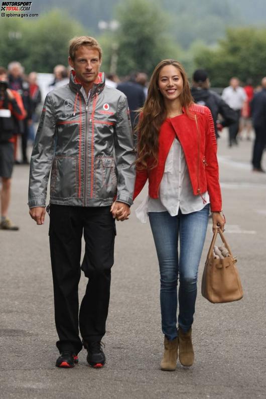 Jenson Button (McLaren) mit Freundin  Jessica Michibata